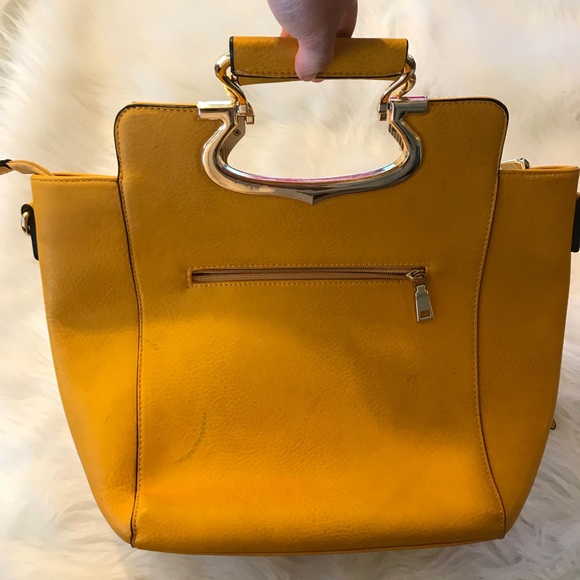 Studded bag - Picture 2 of 6